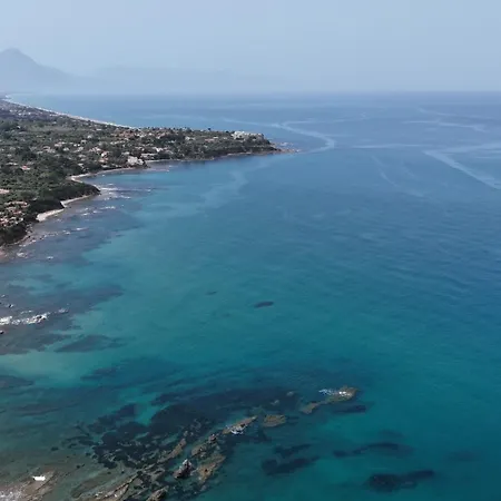 Villa Nicuzza Sea Side, Swimming Pool *