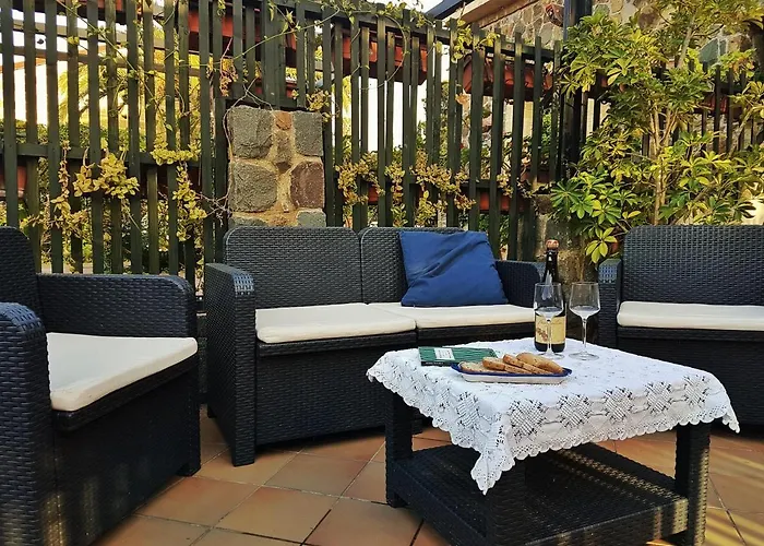 Nicuzza Sea Side, Swimming Pool Villa *