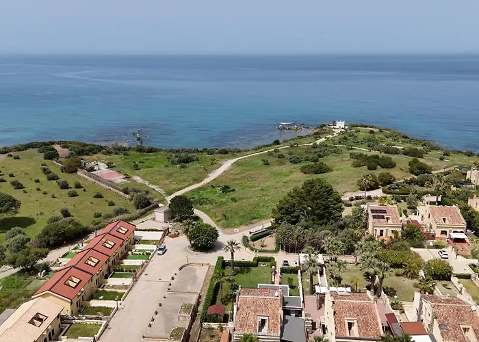Nicuzza Sea Side, Swimming Pool Cefalú