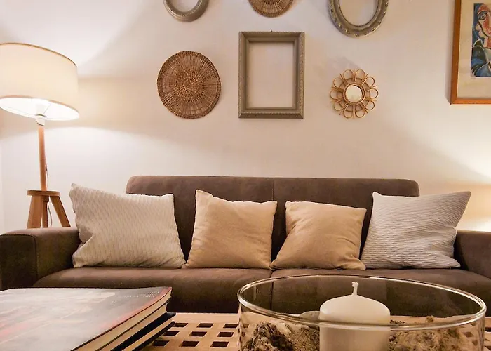 Nicuzza Sea Side, Swimming Pool Villa