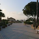 ヴィラ Nicuzza Sea Side, Swimming Pool チェファル