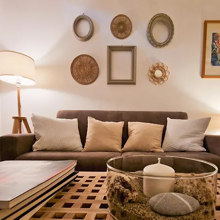 Nicuzza Sea Side, Swimming Pool Villa