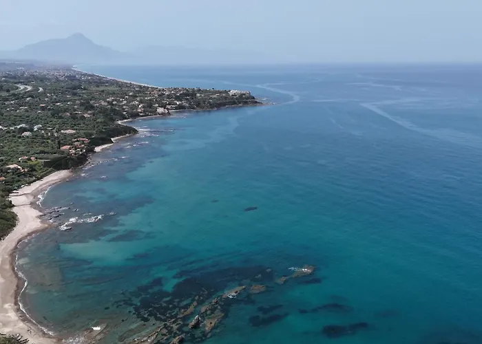 Villa Nicuzza Sea Side, Swimming Pool *